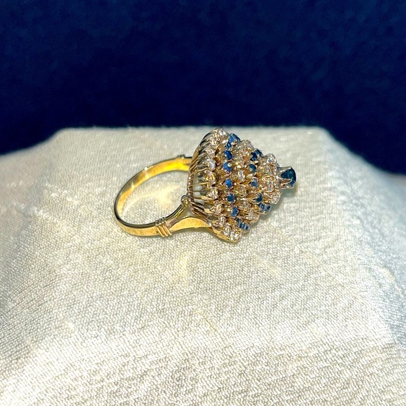 Diamond and Sapphire Ballerina Estate Ring - Picture 6 of 16